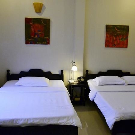 Hue Nino Hotel Kültér fotó